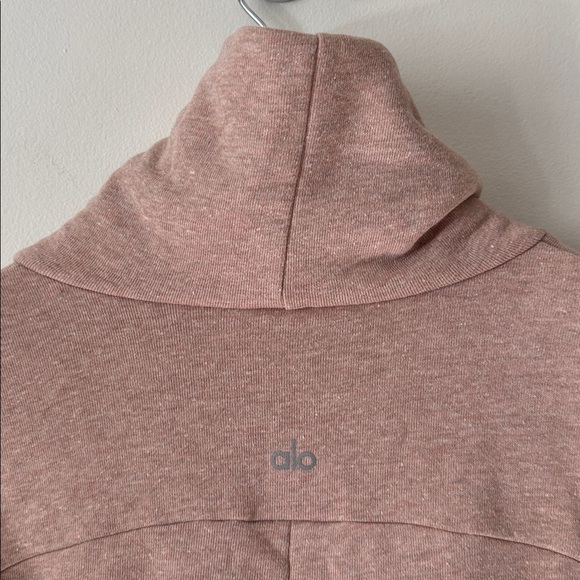 Alo XS Haze Long Sleeve Top Yoga Cover Up in Pink - Picture 8 of 9